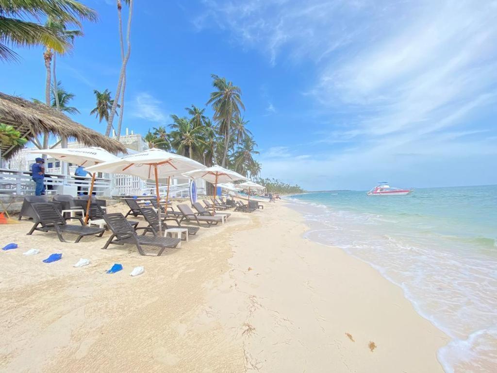 Ocean Front Caney Hotel プンタ・カナ エクステリア 写真