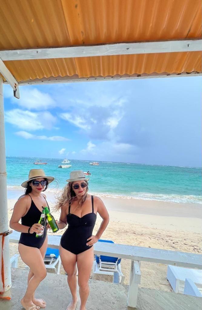 Ocean Front Caney Hotel プンタ・カナ エクステリア 写真